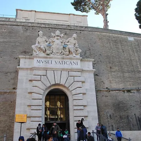 White Vatican Pensionat
