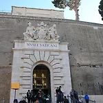 White Vatican Pensjonat