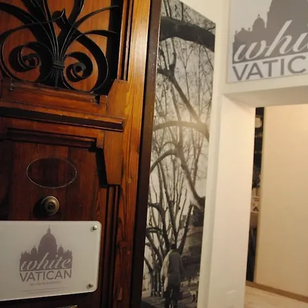 White Vatican Gasthuis 2*
