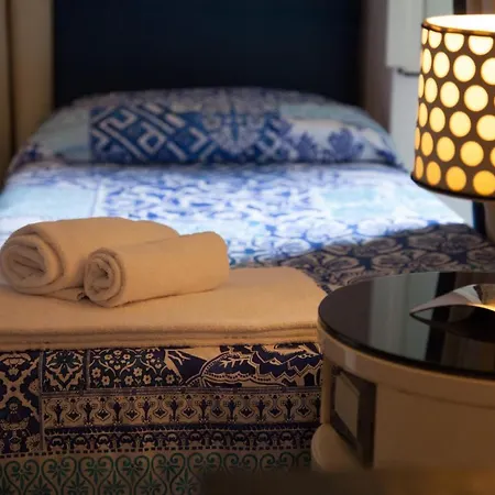 White Vatican 招待所 罗马