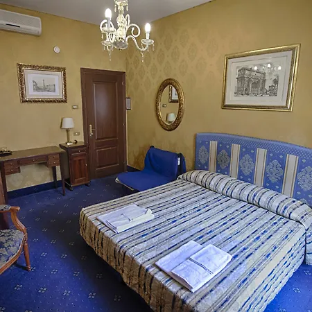 White Vatican 招待所 罗马